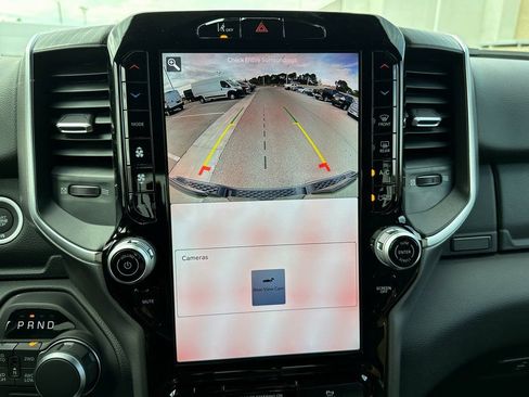 New 2026 RAM 1500 4x4 Crew Cab image 30