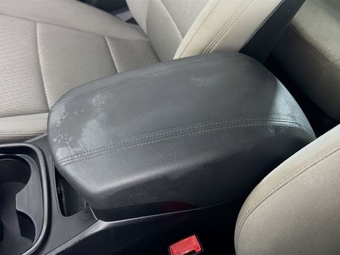 Used 2018 Hyundai Santa Fe Sport image 18