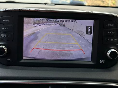 Used 2019 Hyundai Santa Fe SE image 23