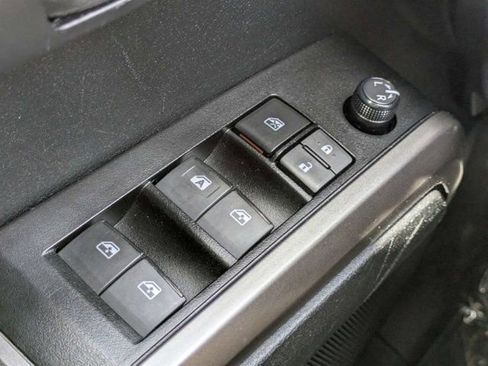 Used 2023 Toyota Tacoma SR5 RWD image 22