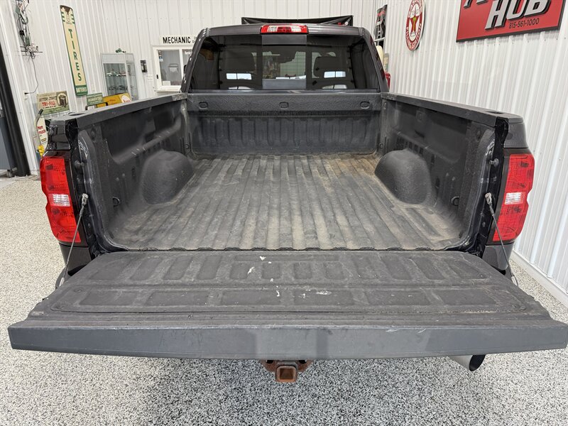 Used 2015 Chevrolet Silverado 2500 LTZ w/ Duramax Plus Package AWD/4WD image 18