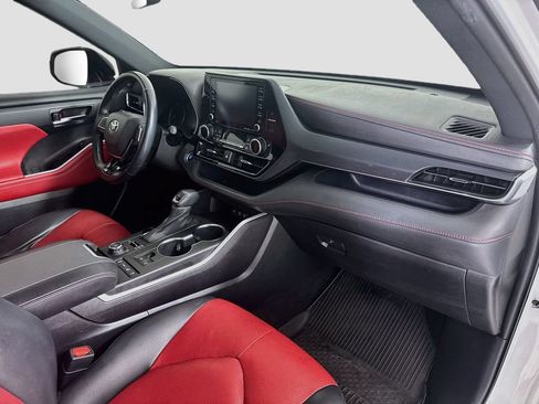 Used 2021 Toyota Highlander XSE AWD/4WD image 31