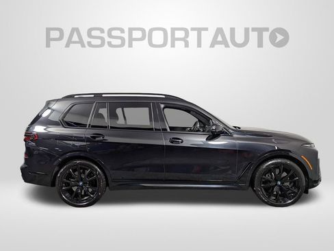Used 2026 BMW X7 M60i image 7