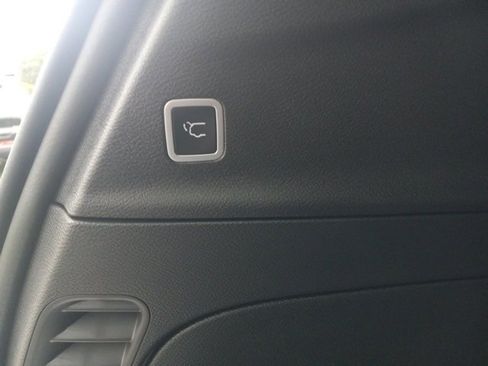 New 2025 Chrysler Pacifica Select image 17