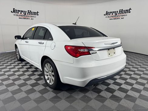 Used 2014 Chrysler 200 Limited FWD image 9