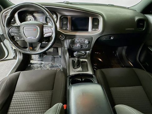 Used 2022 Dodge Charger R/T w/ Blacktop Package image 16