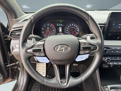 Used 2022 Hyundai Veloster N image 16