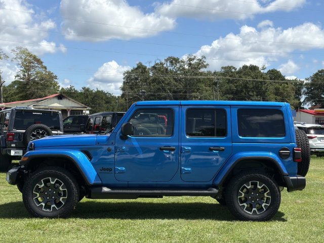 New 2027 Jeep Wrangler Unlimited Sahara AWD/4WD image 16
