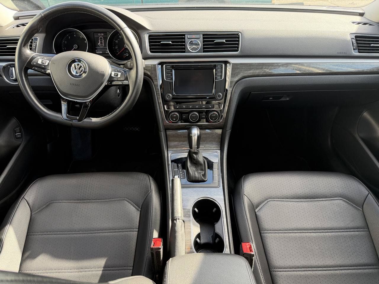 Used 2016 Volkswagen Passat 1.8T SE FWD image 21