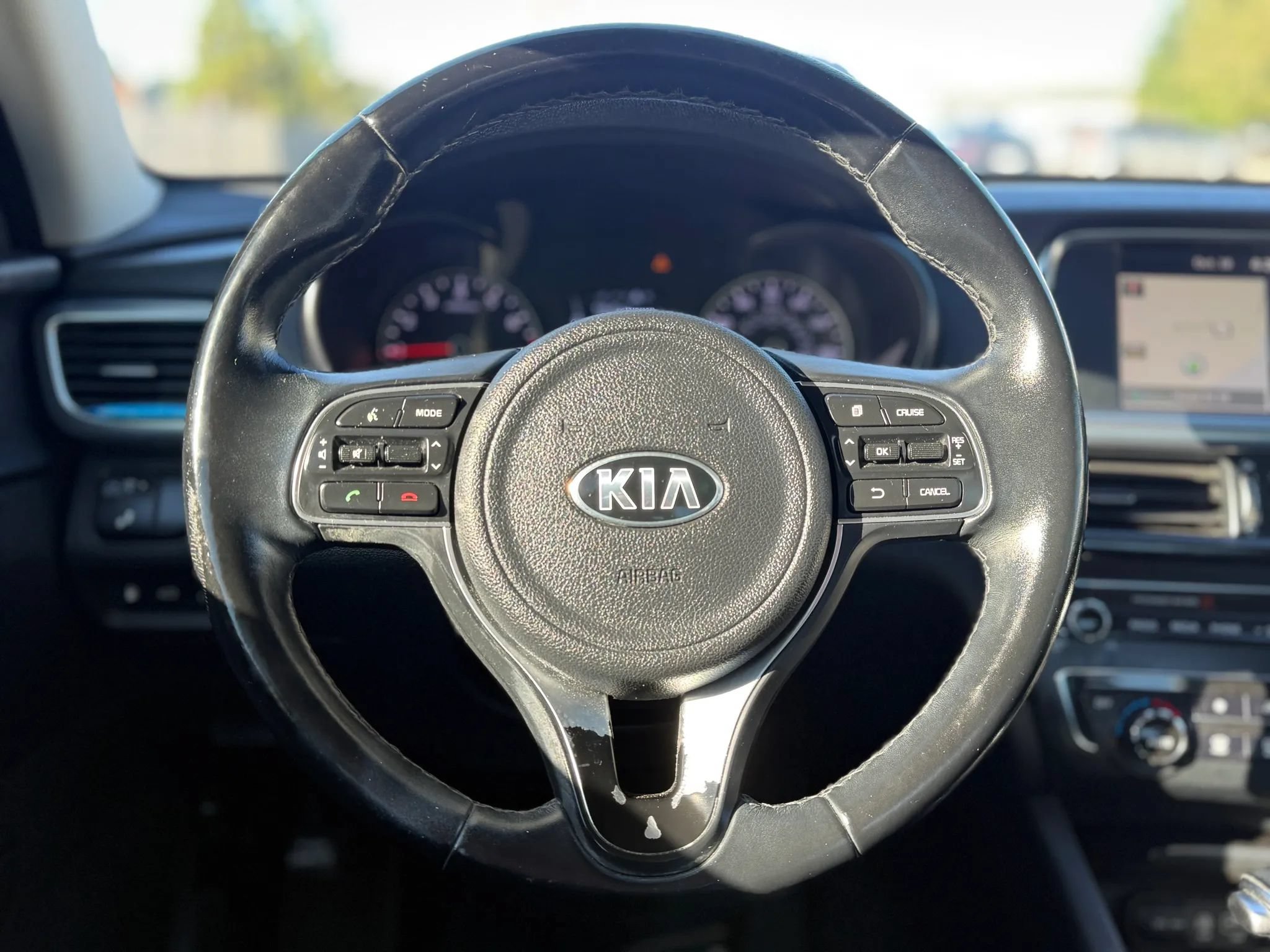 Used 2016 Kia Optima EX w/ Option Group 040 FWD image 25