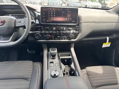 New 2026 Nissan Pathfinder Rock Creek AWD/4WD image 21