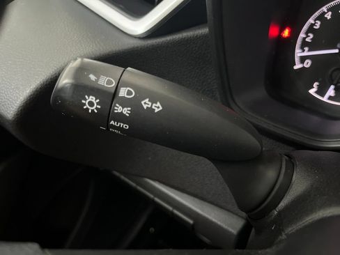 Used 2021 Toyota Corolla LE FWD image 59