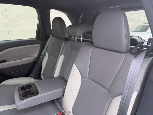 Used 2026 Subaru Forester Limited image 25