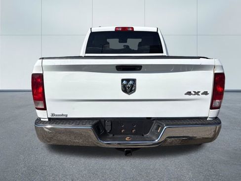 Used 2018 RAM 1500 ST w/ SXT Appearance Group AWD/4WD image 3