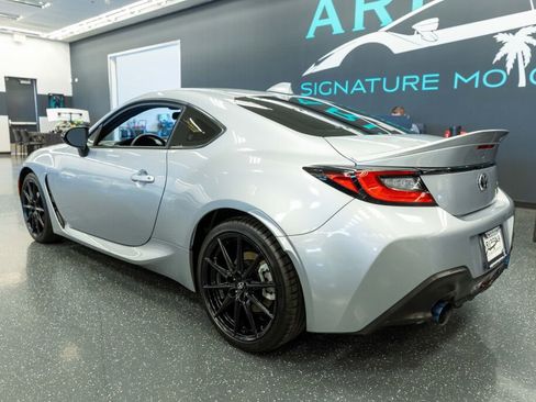 Used 2025 Toyota GR86 Premium image 10