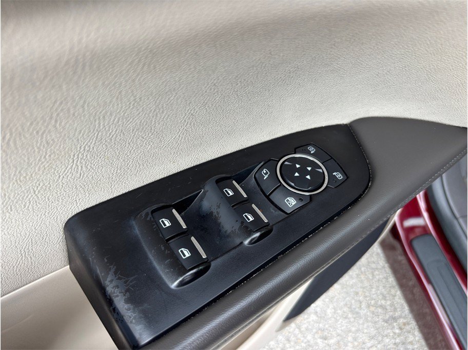 Used 2019 Lincoln Nautilus Select FWD image 24