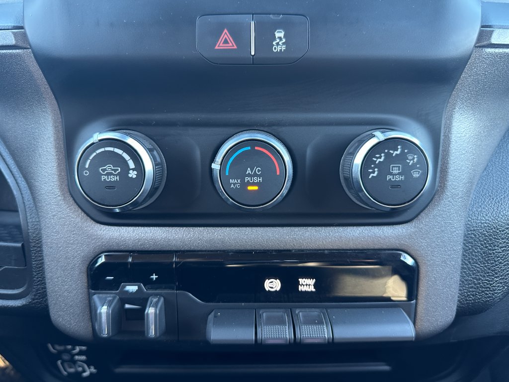 Used 2019 RAM 3500 Tradesman AWD/4WD image 18