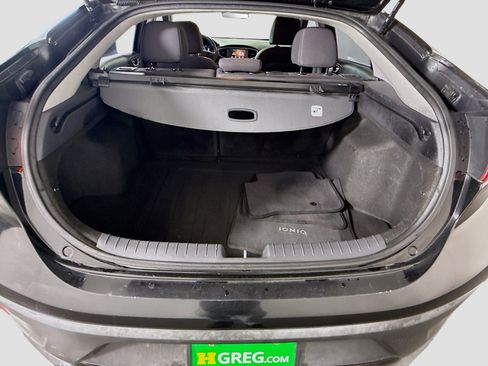 Used 2017 Hyundai Ioniq SEL image 35