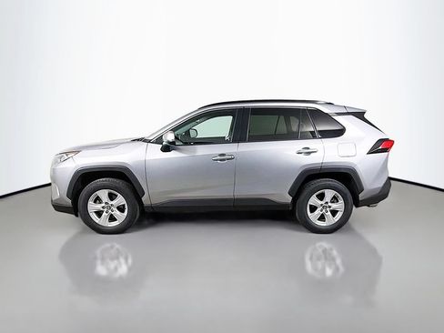 Used 2021 Toyota RAV4 XLE AWD/4WD image 9