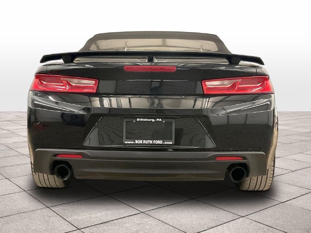 Used 2017 Chevrolet Camaro LT RWD image 5