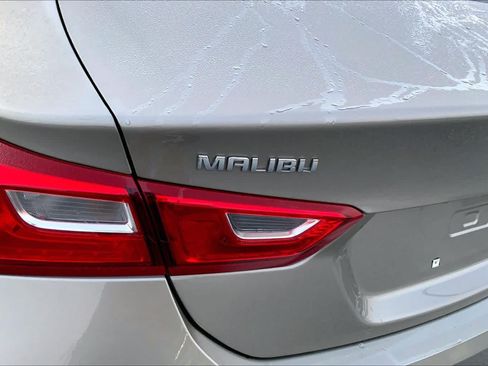 Used 2024 Chevrolet Malibu LT FWD image 30