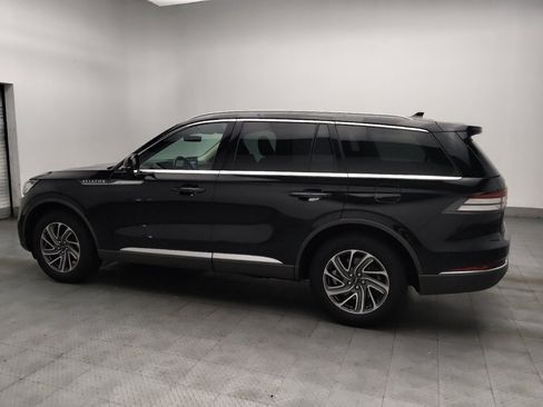 Used 2022 Lincoln Aviator AWD image 3
