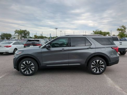 New 2026 Ford Explorer Platinum w/ LUX Leather Package AWD/4WD image 4