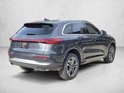New 2025 Audi Q5 Premium image 5