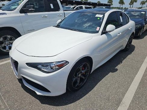 Used 2017 Alfa Romeo Giulia Ti w/ TI 19" Sport Package AWD/4WD image 1