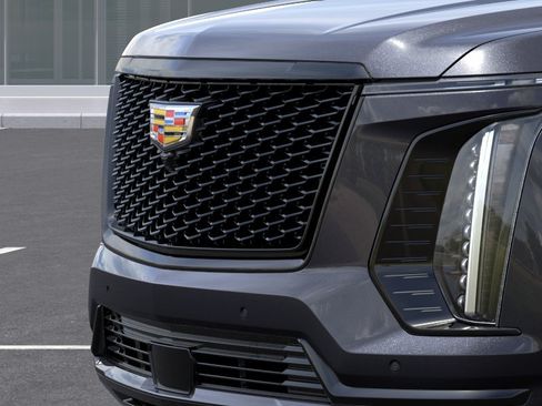 New 2025 Cadillac Escalade ESV Sport w/ LPO, Floor Liner Package AWD/4WD image 50