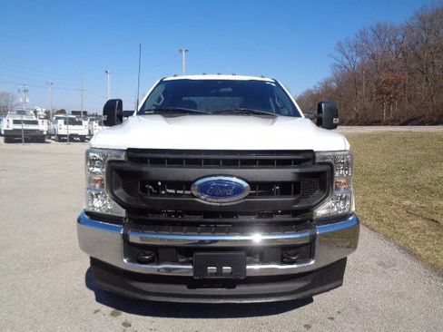 Used 2022 Ford F250 XL w/ Power Equipment Group image 9