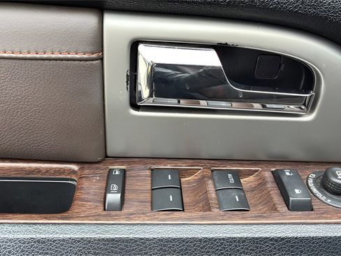 Used 2016 Ford Expedition King Ranch image 17