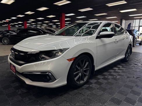 Used 2019 Honda Civic EX image 7