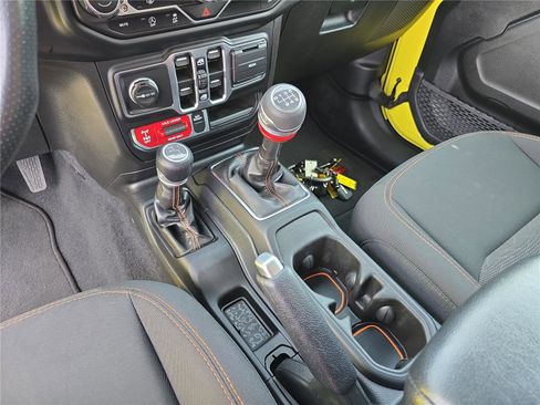 Used 2023 Jeep Gladiator Mojave image 29