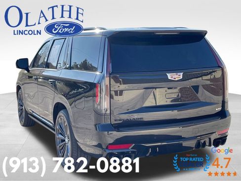 Used 2023 Cadillac Escalade V image 3