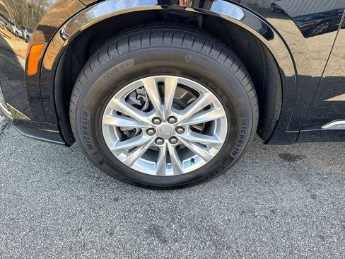 Used 2024 Cadillac XT6 Luxury AWD/4WD image 12