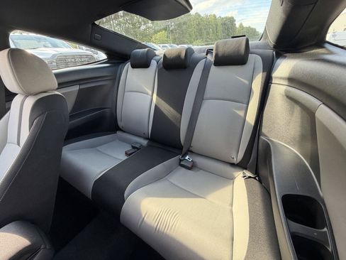 Used 2018 Honda Civic EX-T image 17