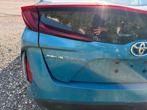 Used 2017 Toyota Prius Prime Premium FWD image 9
