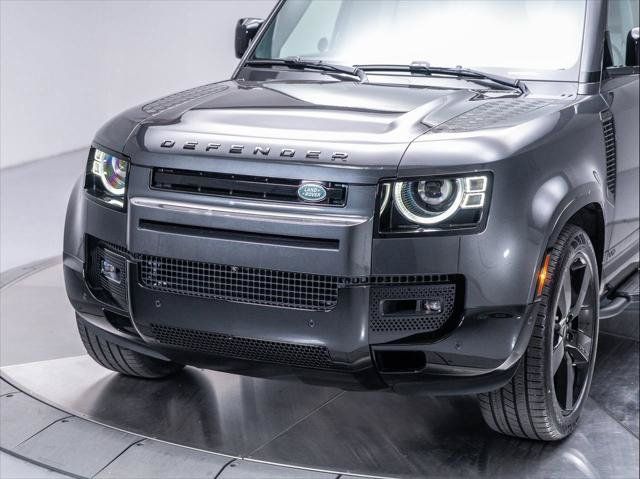 New 2025 Land Rover Defender 130 V8 AWD/4WD image 9