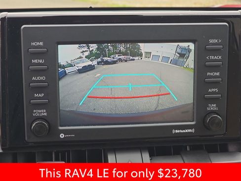 Used 2021 Toyota RAV4 LE FWD image 28