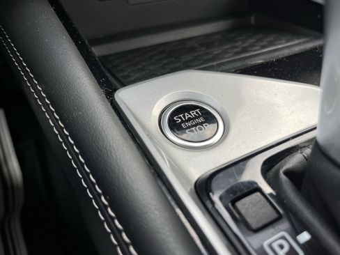 Used 2024 Nissan Altima 2.5 SV w/ SV Premium Package image 30