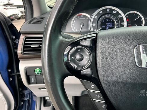 Used 2017 Honda Accord EX-L image 24