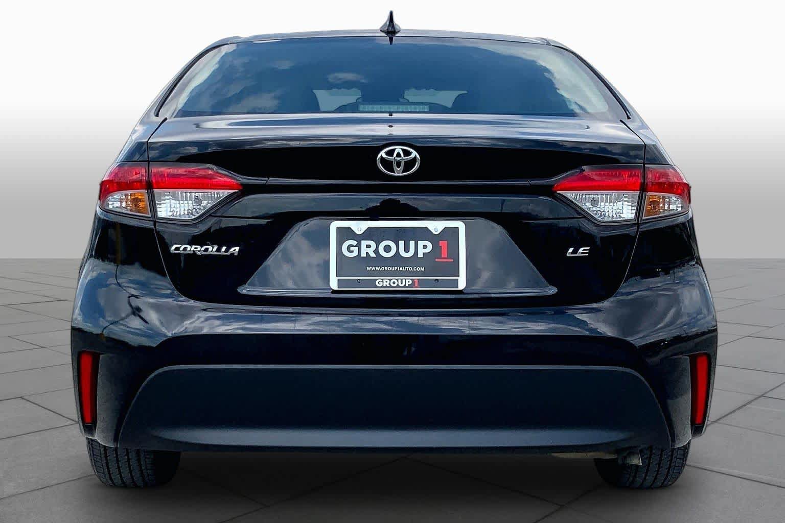 Used 2024 Toyota Corolla LE FWD image 5