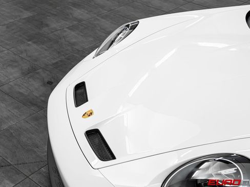 Used 2026 Porsche 911 GT3 RWD image 9