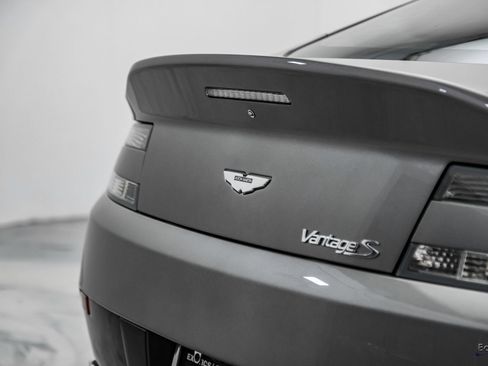 Used 2014 Aston Martin V8 Vantage S RWD image 18