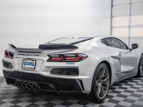 Used 2026 Chevrolet Corvette Z06 RWD image 5