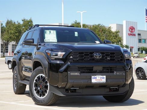 New 2025 Toyota 4Runner TRD Off-Road image 2