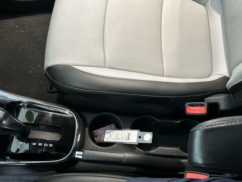 Used 2020 Chevrolet Trax Premier image 19