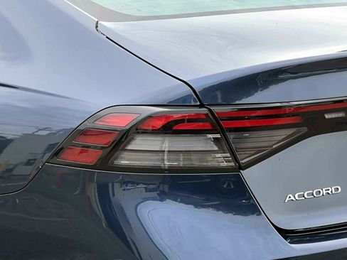 Used 2025 Honda Accord SE image 9