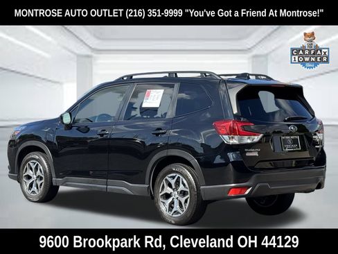 Used 2023 Subaru Forester Premium AWD/4WD image 6